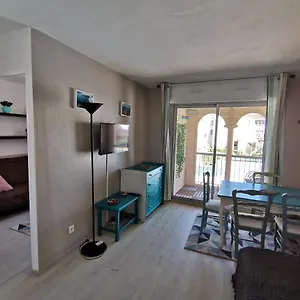 Appartement Etoile D'azur T2, Dans Une Résidence Avec Piscine., Fréjus